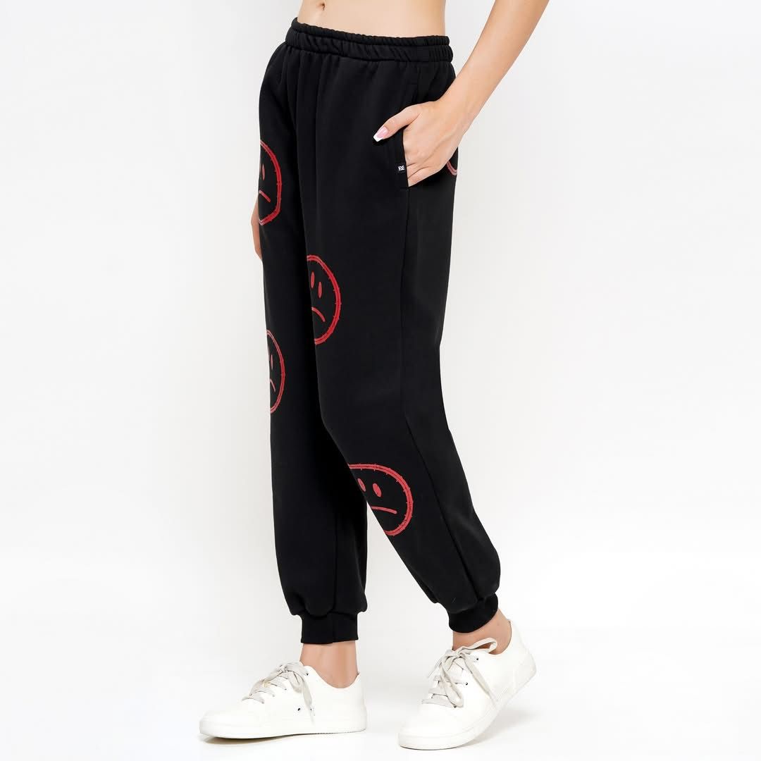 TRIPLE VISION™ // Outline Sad Joggers