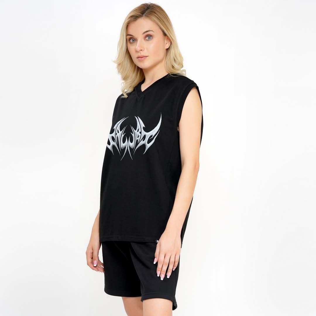 Sin Sleeveless // sleeveless top.