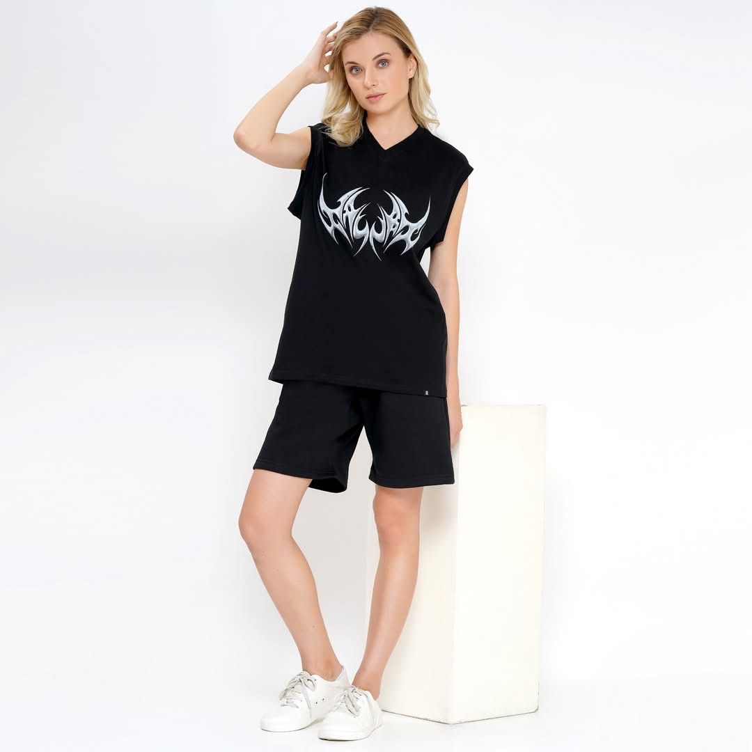 Sin Sleeveless // sleeveless top.